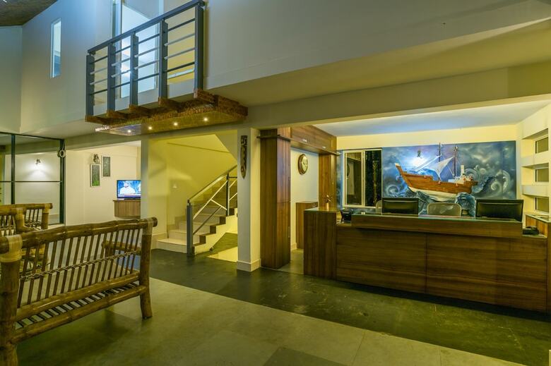 Hotel Adithya Nature Resort & Spa