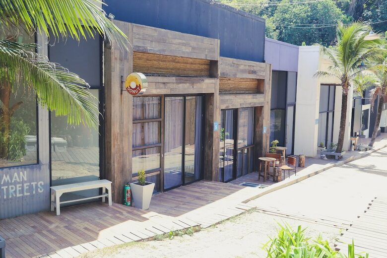 Hostal Paradise Beach Backpackers Hostel