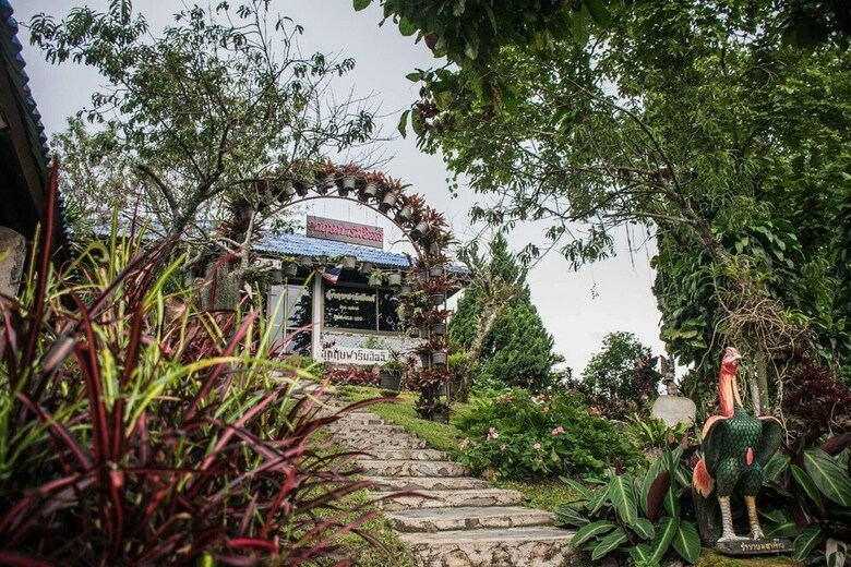Hotel Ukrist Farm Hill Resort