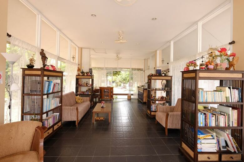 Hotel Piya Guesthouse