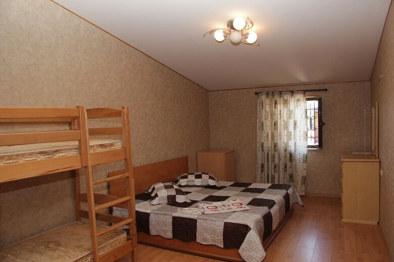 Hostal Rafael Hostel