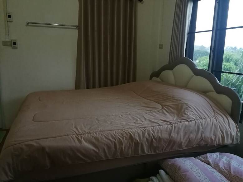 Hotel Ingkamol Homestay