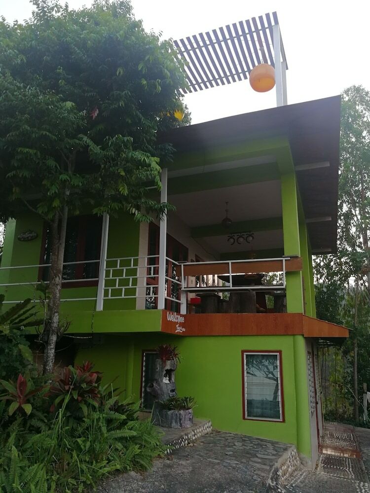 Hotel Ingkamol Homestay