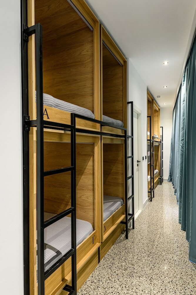 Hostal Mosaikon Hostel