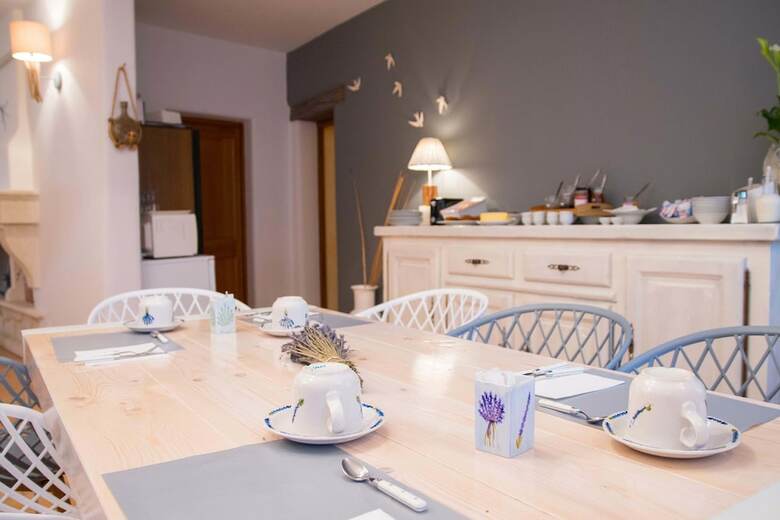 Hotel La Bastide Des Bourguets