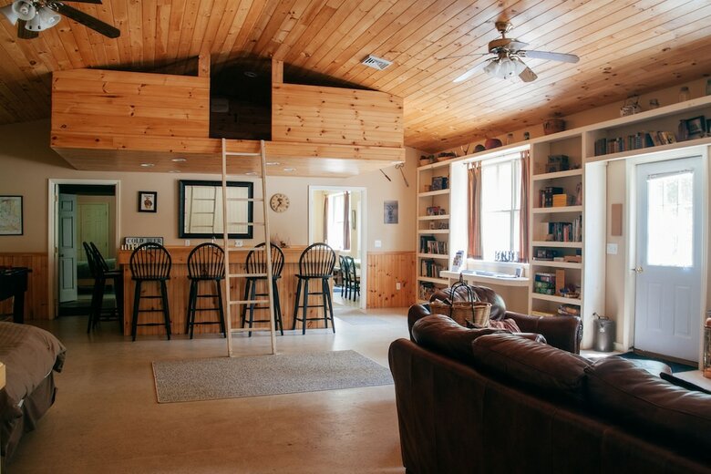 Wellnesste Lodge And Cabin Rentals