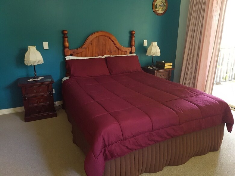 Tambaridge Bed And Breakfast