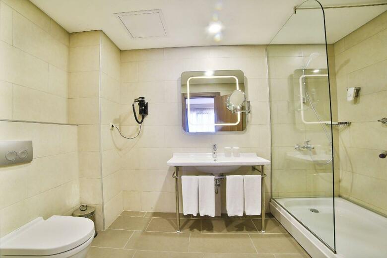 Hotel Ibis Styles Istanbul Bomonti