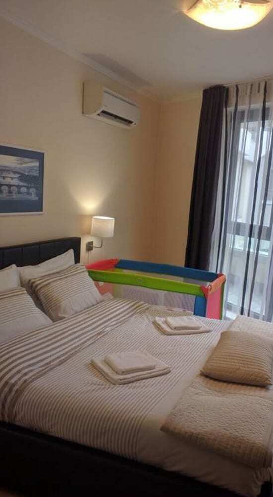 Super Central Luxury Apartments