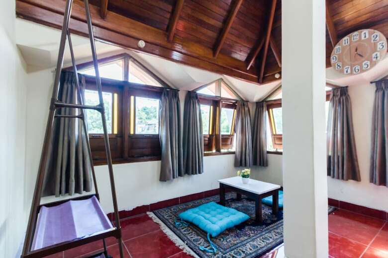 Hotel Pele Backpacker Guesthouse