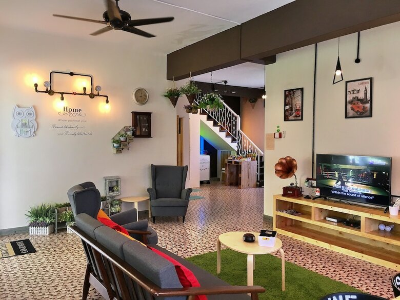Ibook 3 - Beachside Bungalow
