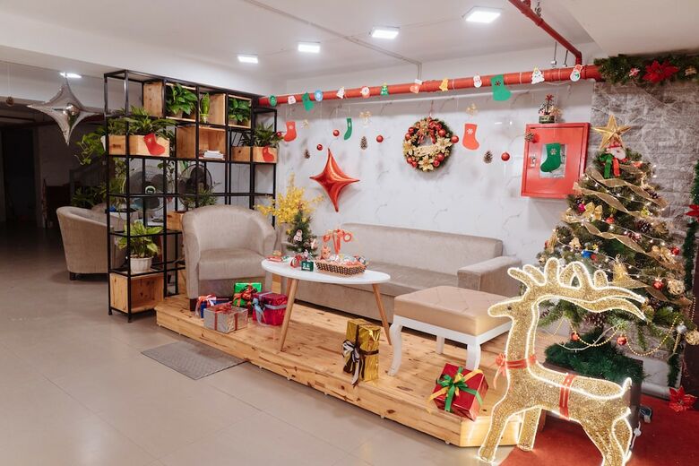 Honeymoon Hotel & Apartment