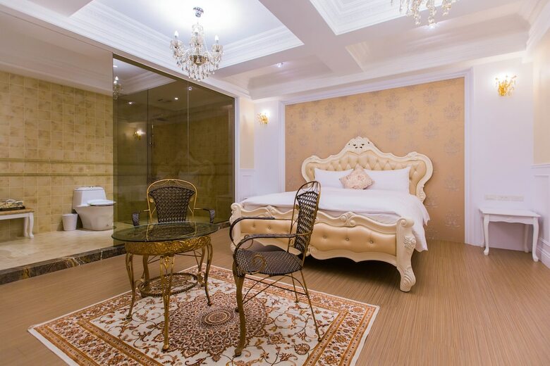 Hotel Fm Vanilla Bed And Breakfast