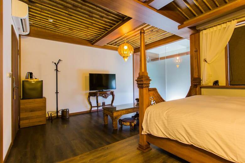 Hotel Fm Vanilla Bed And Breakfast
