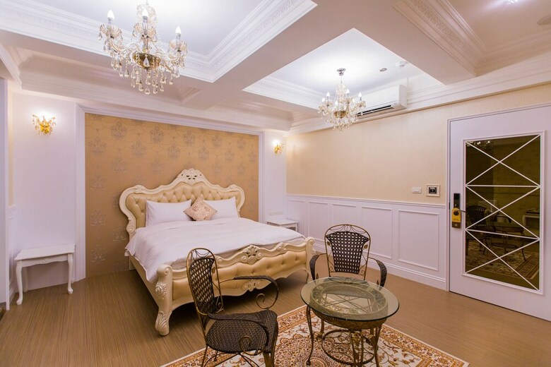Hotel Fm Vanilla Bed And Breakfast