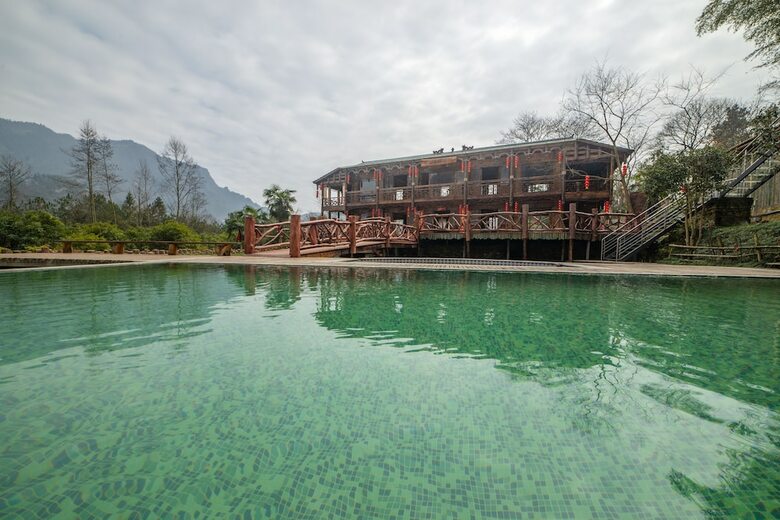 Posada Glass House