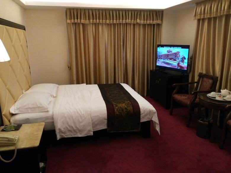 Shipai Hotel