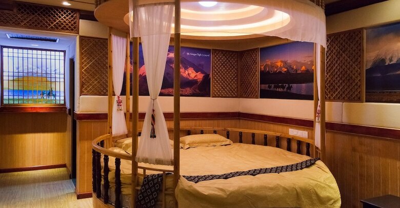 Hotel Yangshuo Li River Gallery Lodge