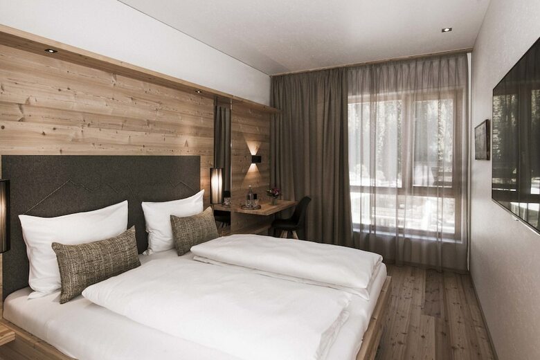 Hotel Tirol Lodge