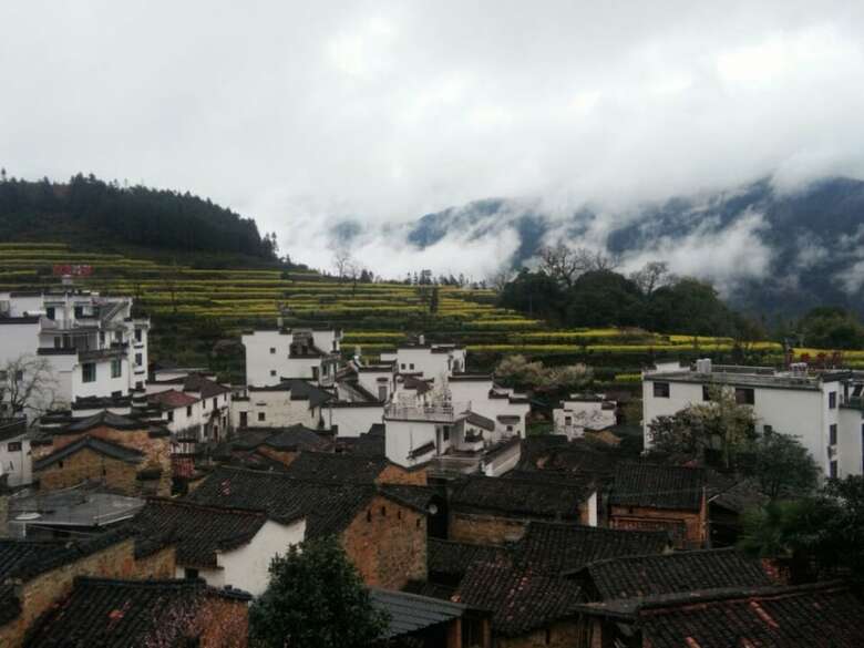 Posada Wuyuan Jiangling View Inn
