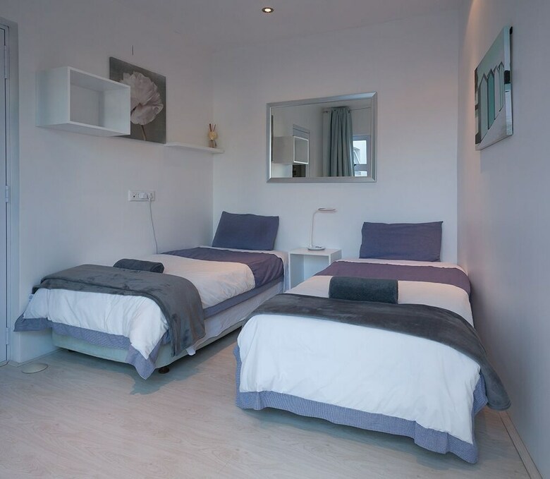 Hotel Greenways Beach House