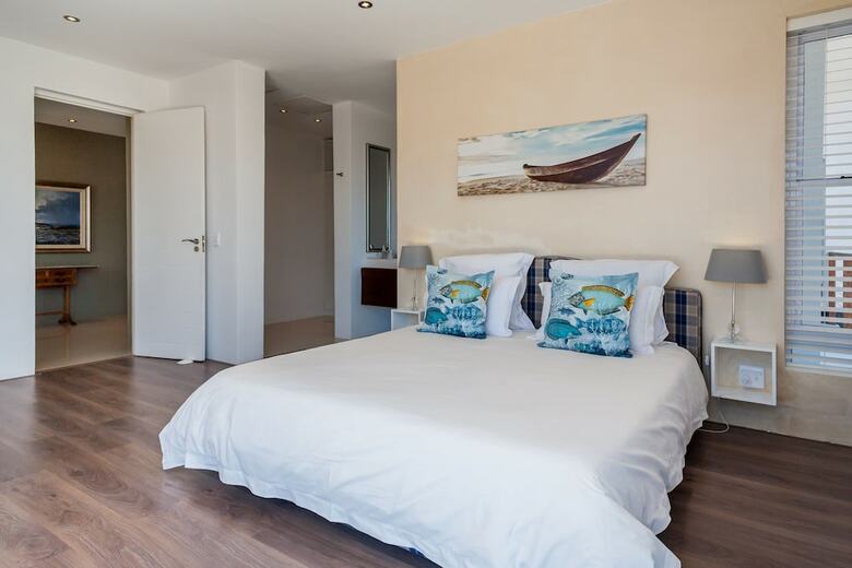 Hotel Greenways Beach House