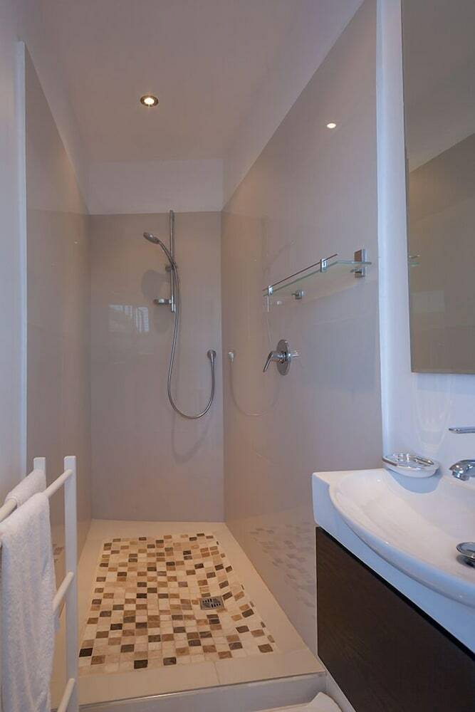 Hotel Greenways Beach House
