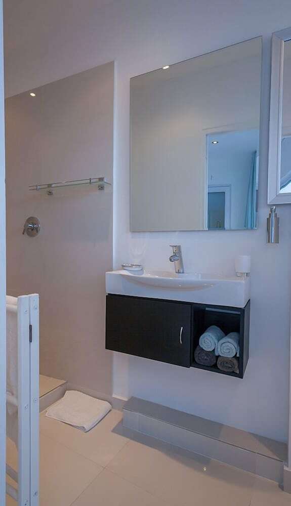 Hotel Greenways Beach House