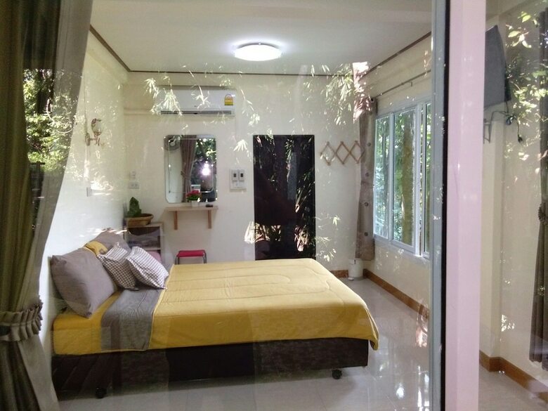 Hotel Longkang Chai Klong River
