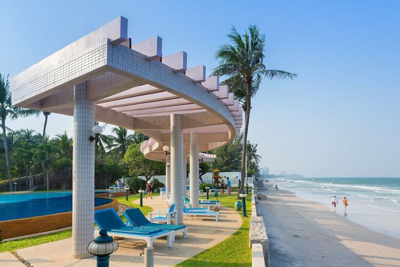 Baan Sansaran Beachfront Condominium