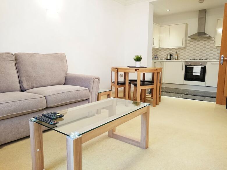 Apartamentos Istay - The Avenue