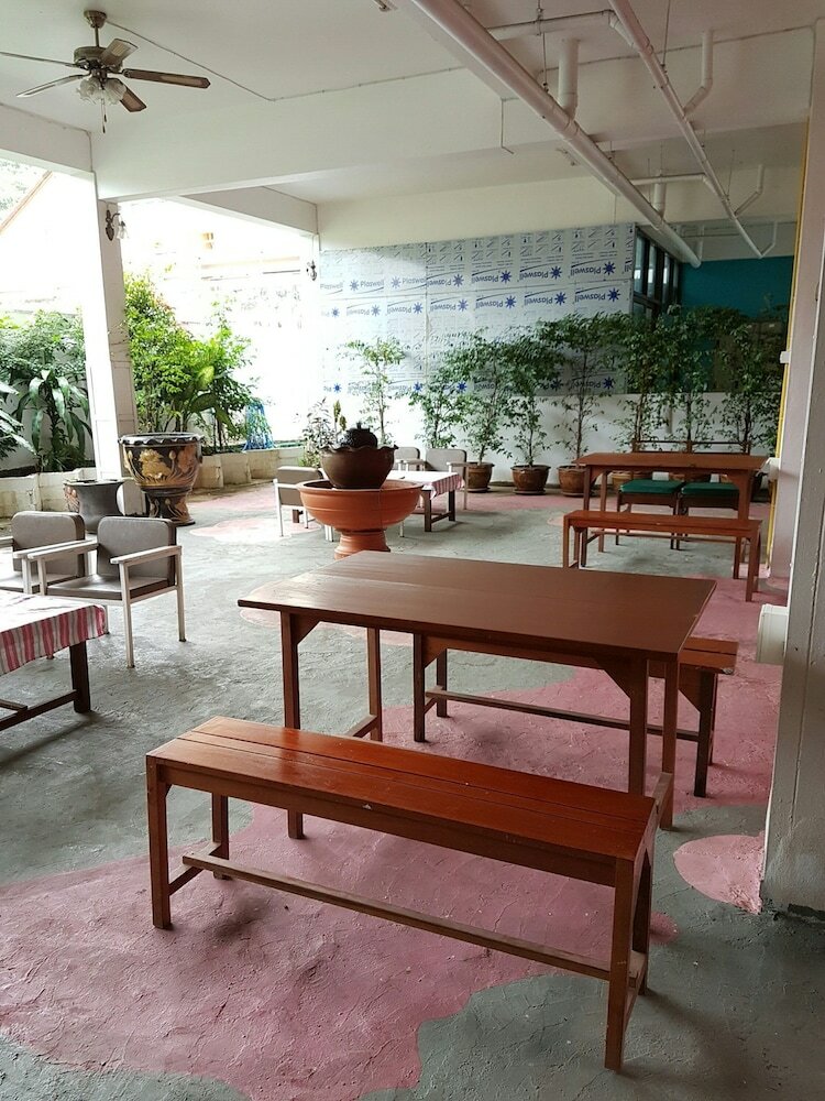 Hotel Chiangrai Clock Tower Hostel