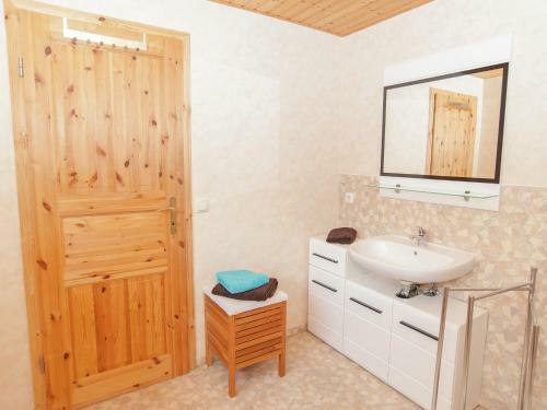Holiday Home In Gehren With Terrace, Balcony, Heating, Bbq
