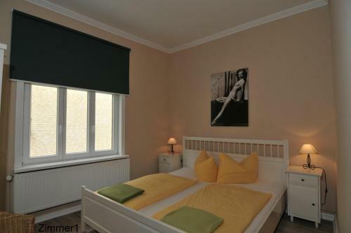 Hostal Caf� Orth