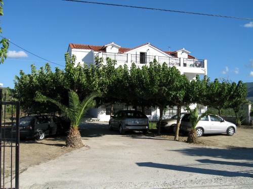 Hotel Yiota Studios