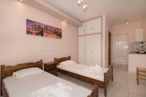 Hotel Yiota Studios