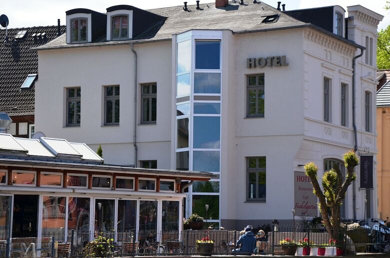 Hotel Und Restaurant Fackelgarten