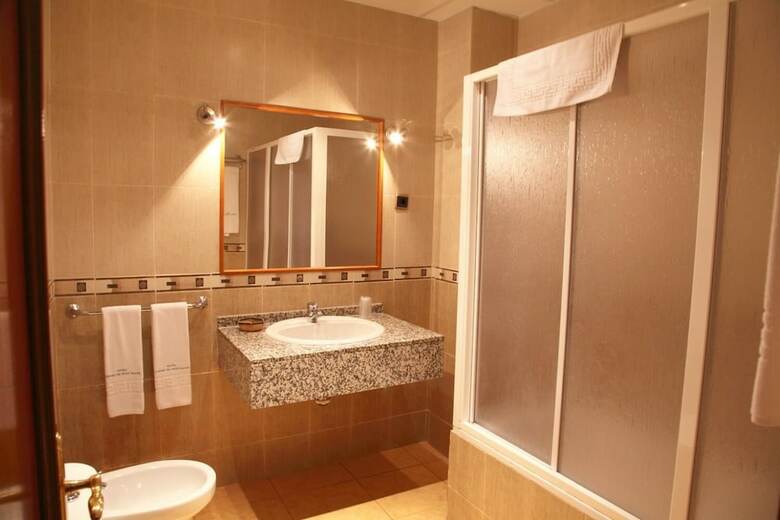 Hotel Ciudad de Pozo Alc�n