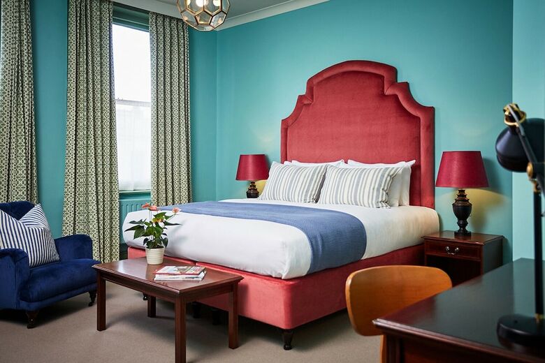 Green Dragon Hotel