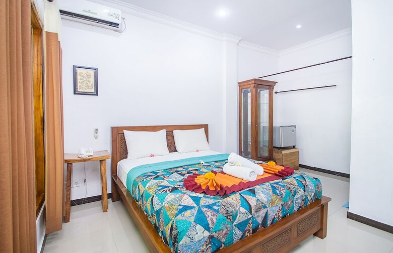Bed & Breakfast Tukad White House