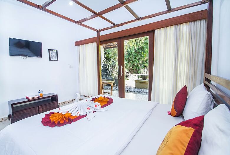 Bed & Breakfast Tukad White House