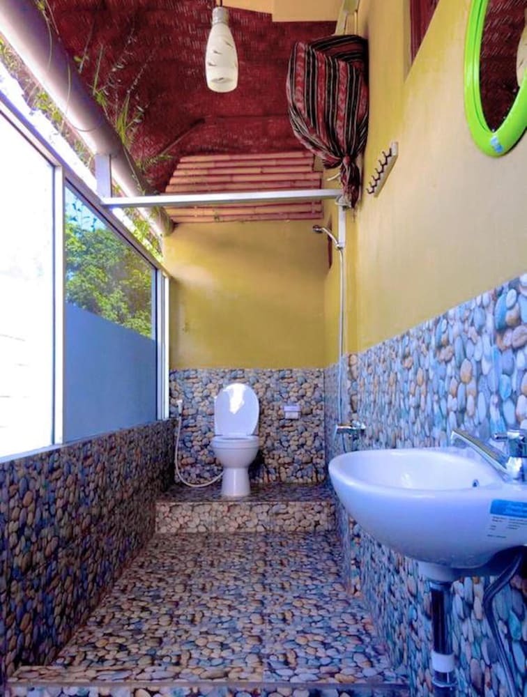 Bed & Breakfast Tukad White House