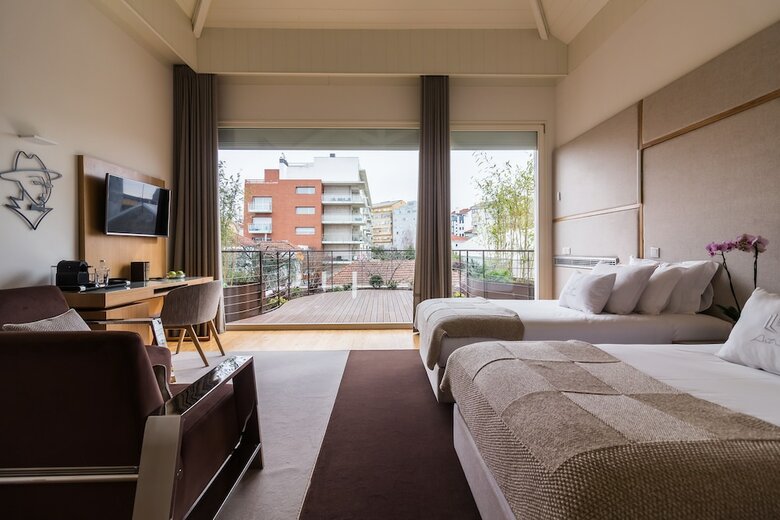 Hotel Art Senses Suites & Rooms