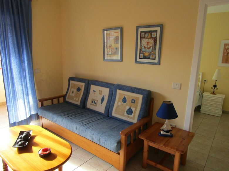 Apartamentos Jard�n Marino