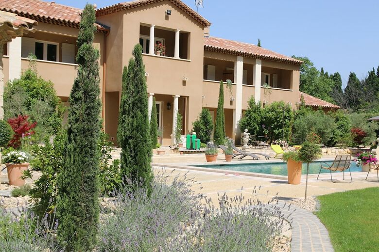 Apartamento La Bastide Des Cypr�s