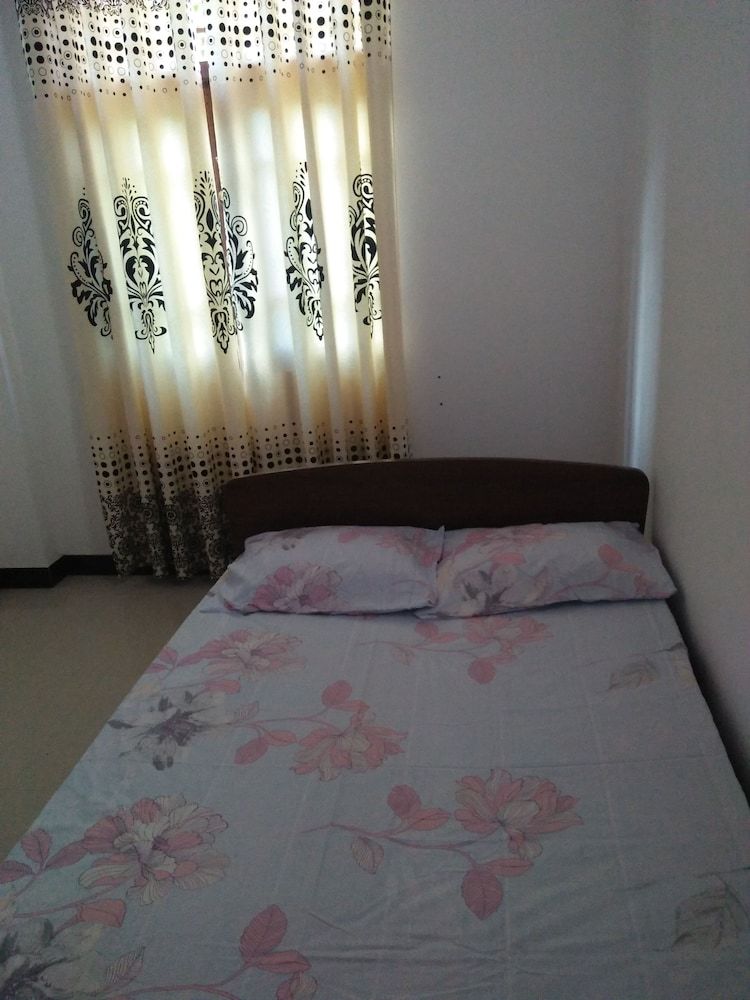 Hotel Vihara Safari Homestay