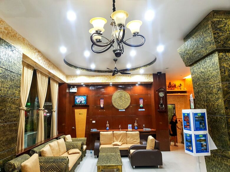Sharaya White Hotel