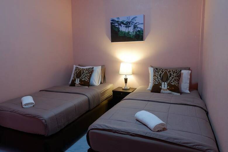 Hotel Baan Yaychoey Kiriwong