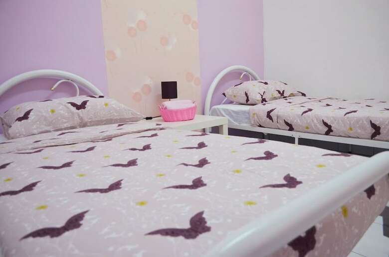 Manis-manis @ Pink Lady Cottage