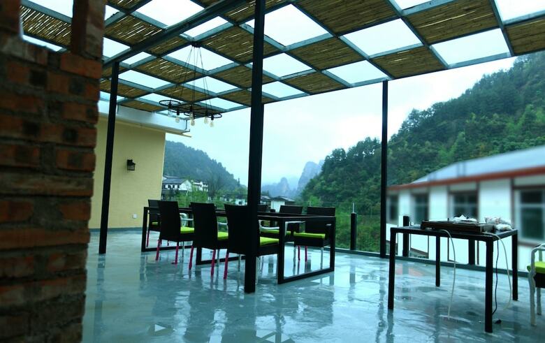 Hostal Qi Yue Inn